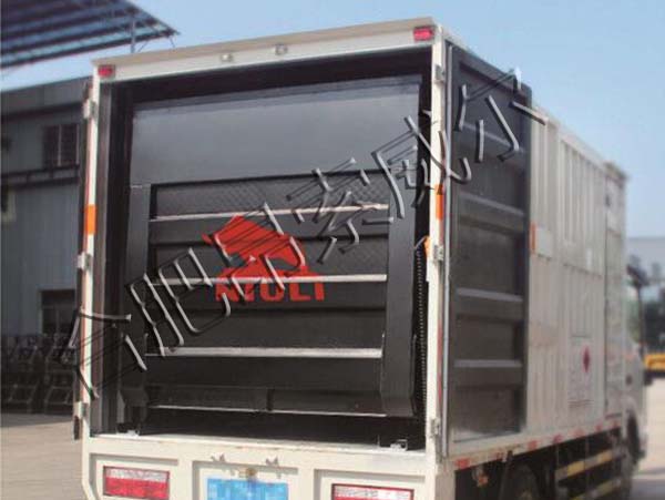 內(nèi)藏式汽車(chē)尾板價(jià)格是多少